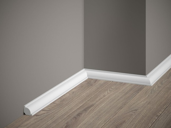 Listwa przypodłogowa Premium MD001P. Kolor: biały. Wymiary: 200 x 2.1 x 2.1 [cm]