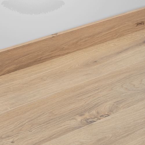 Listwa przypodłogowa idealnie dopasowana kolorystycznie do podłóg Premium Floor; wymiary: 12 x 60 x 2400 mm