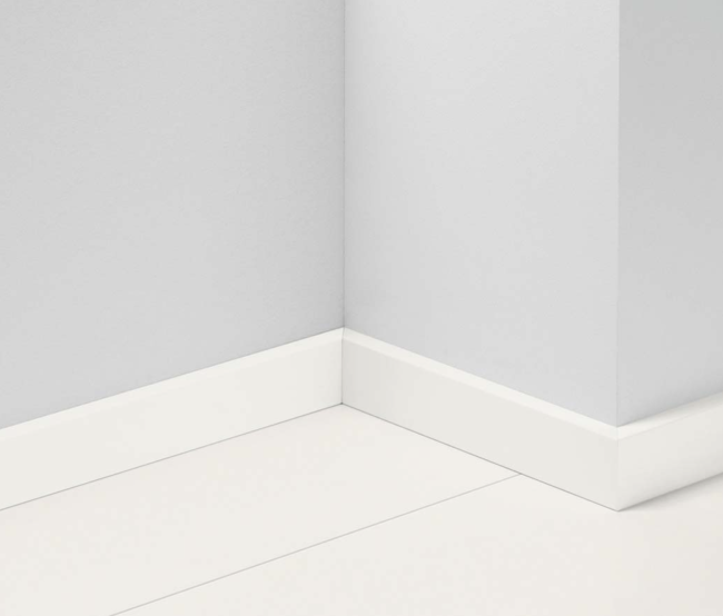 Listwa podłogowa biała PARADOR SL5. Wymiary: 2200 x 50 x 16 mm