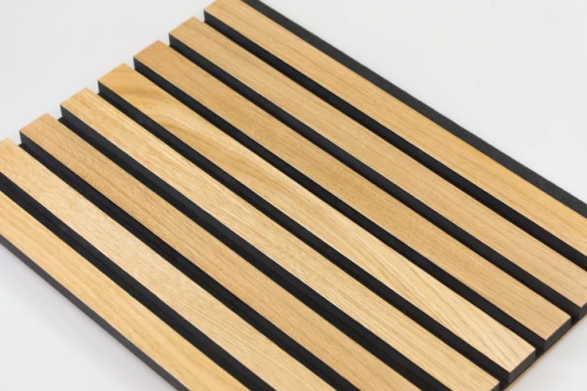 Prestige Lamel LDC/C. Wymiary: 2750x310x16 mm