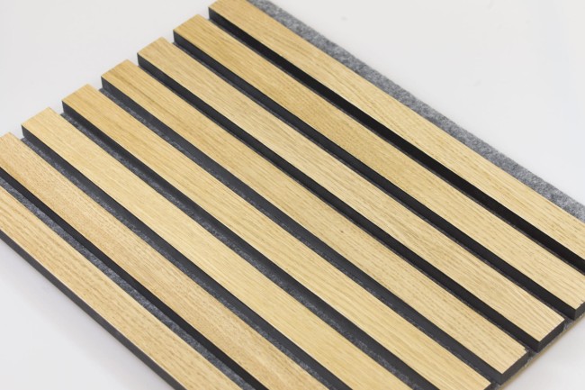 Prestige Lamel LDC/S. Wymiary: 2750x310x16 mm