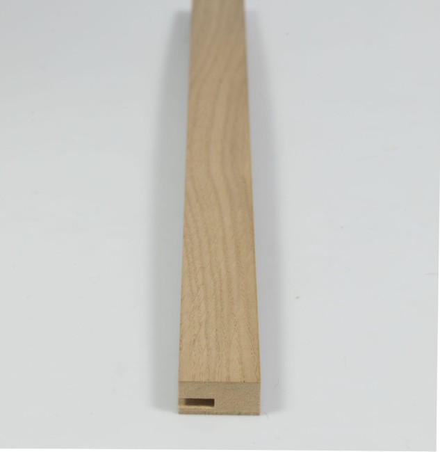 Listwa LZ/D/mini. Wymiary: 2750x27x12 mm